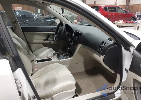 2008 Subaru Outback 2.5I z USA, uszkodzony, nr VIN 4S4BP61C687312189